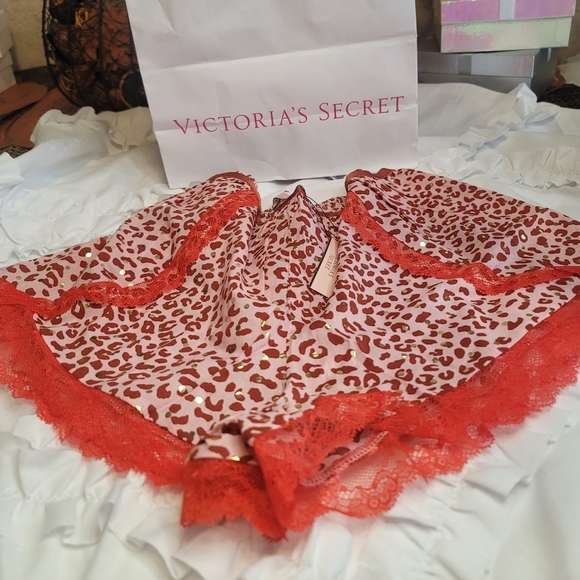 NWT Victoria's Secret shorts sleep wear S - Picture 2 of 9